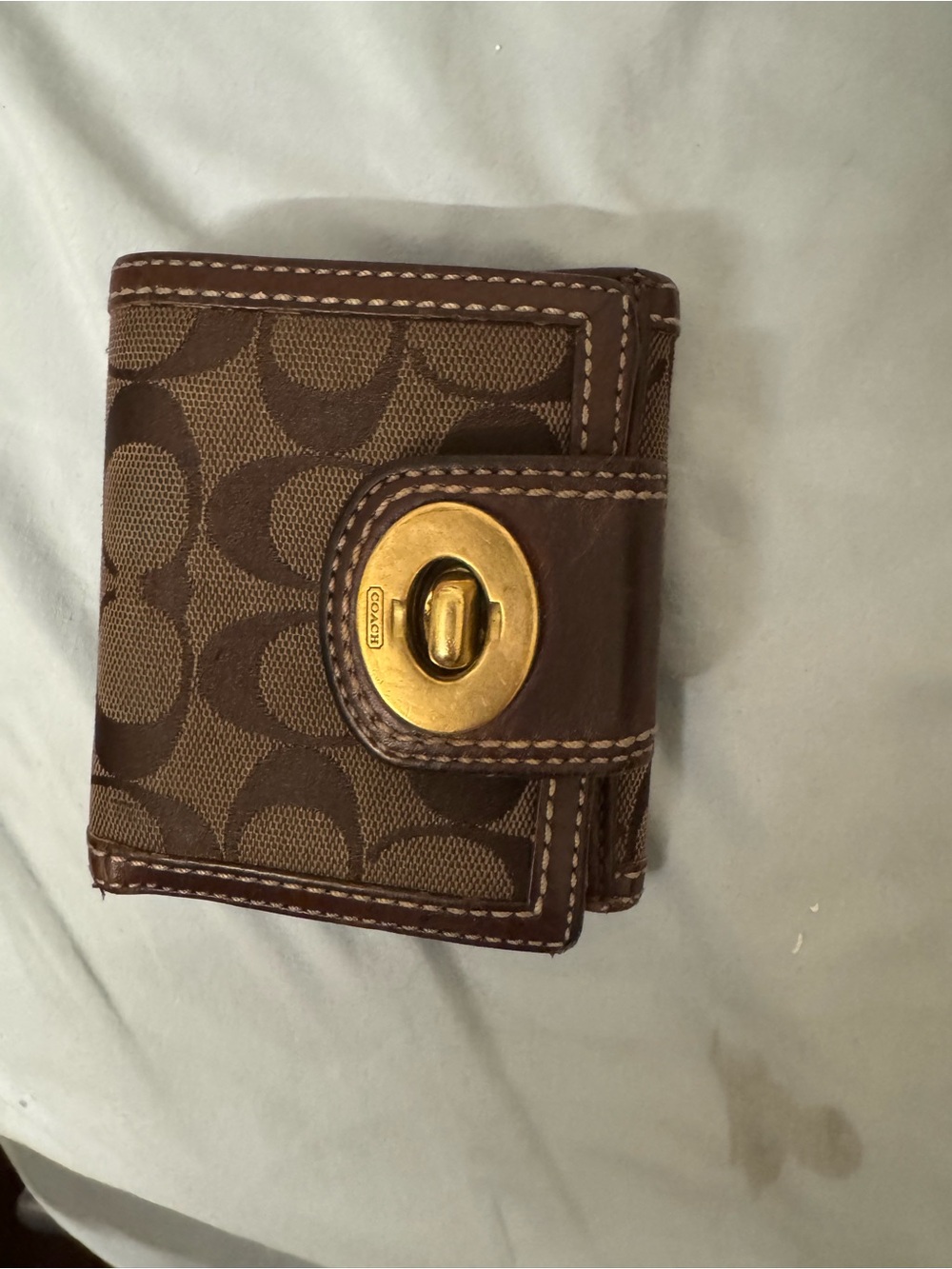 Coach Brown Signature Canvas Vintage Wallet with Turnlock - Picture 16 of 16